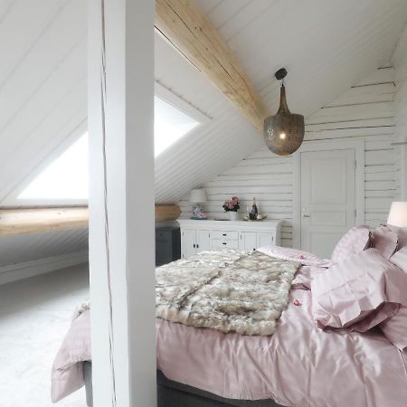Sara'S Bed And Breakfast Erikslund Exteriör bild
